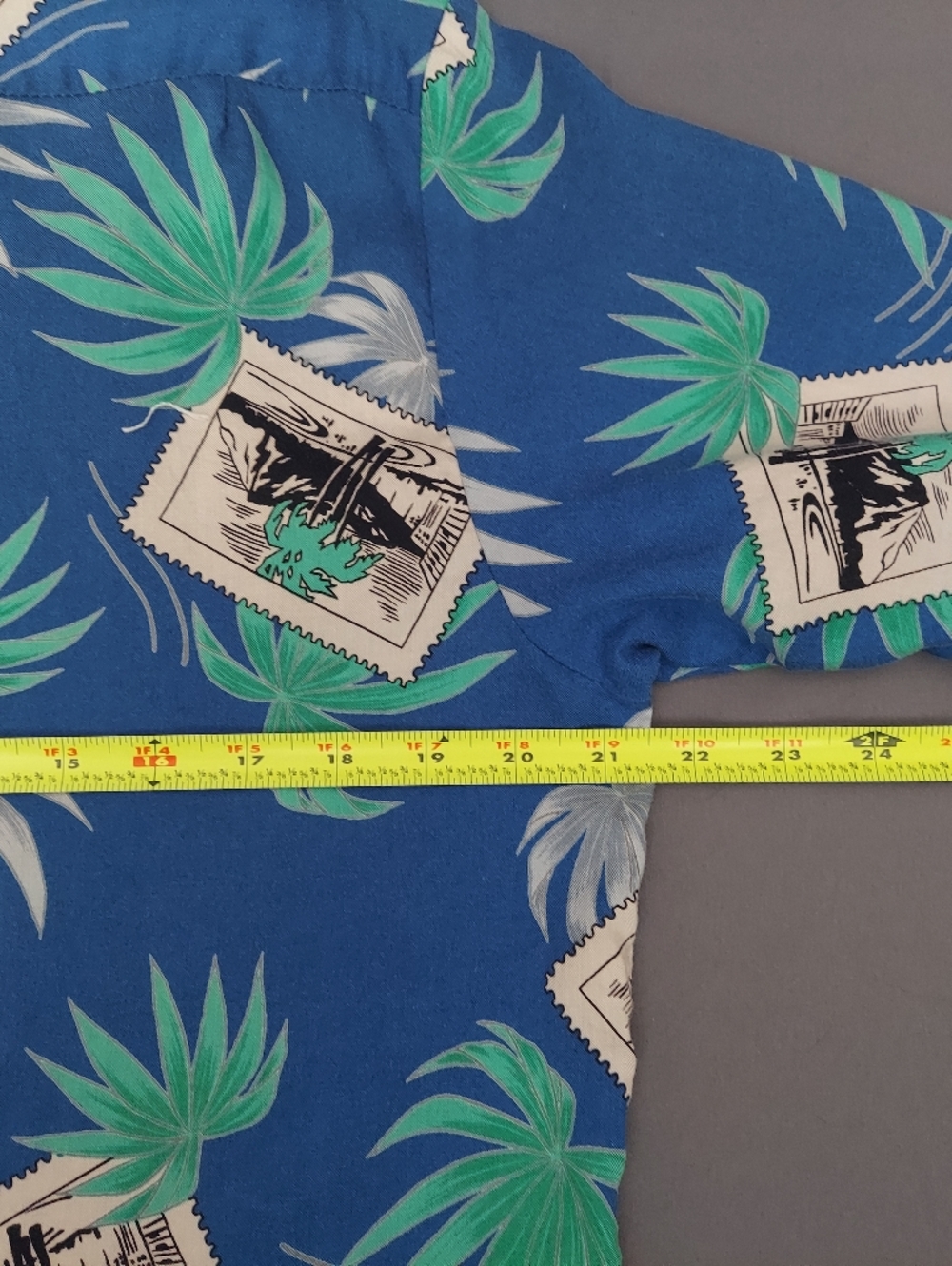 Cookie Street Honolulu Men's Size Medium Hawaiian Print Button Down Shirt - Picture 10 of 11
